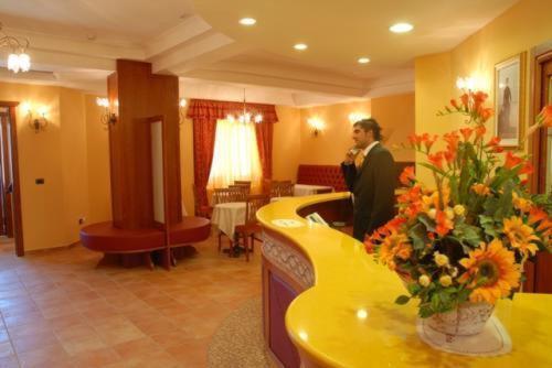 Hotel Duca Di Calabria Serra San Bruno Εξωτερικό φωτογραφία