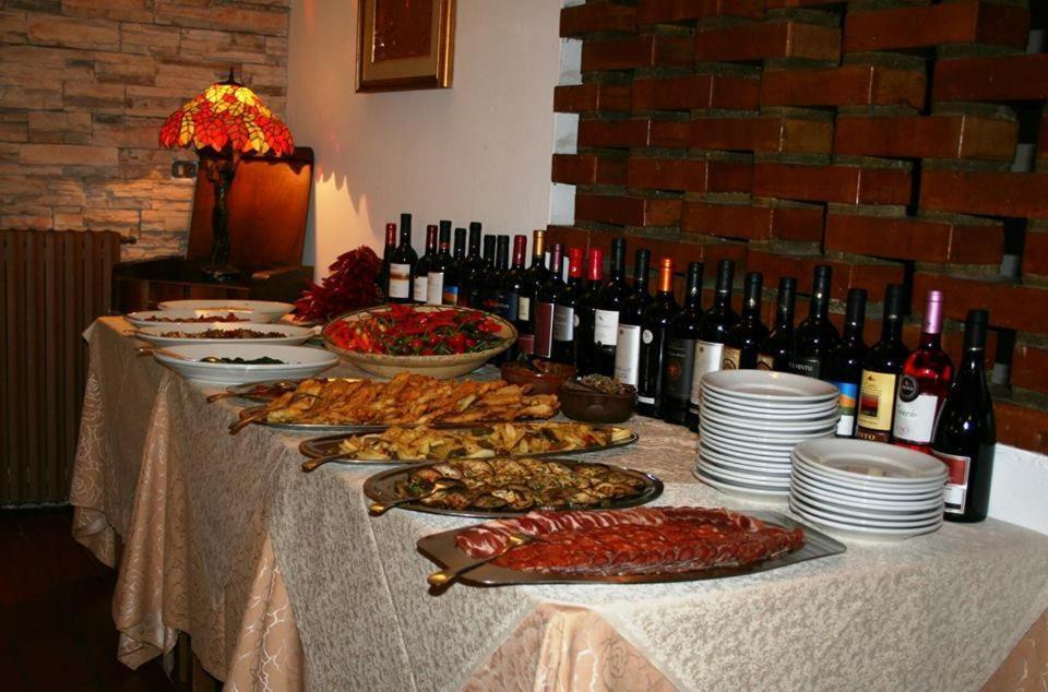 Hotel Duca Di Calabria Serra San Bruno Εξωτερικό φωτογραφία